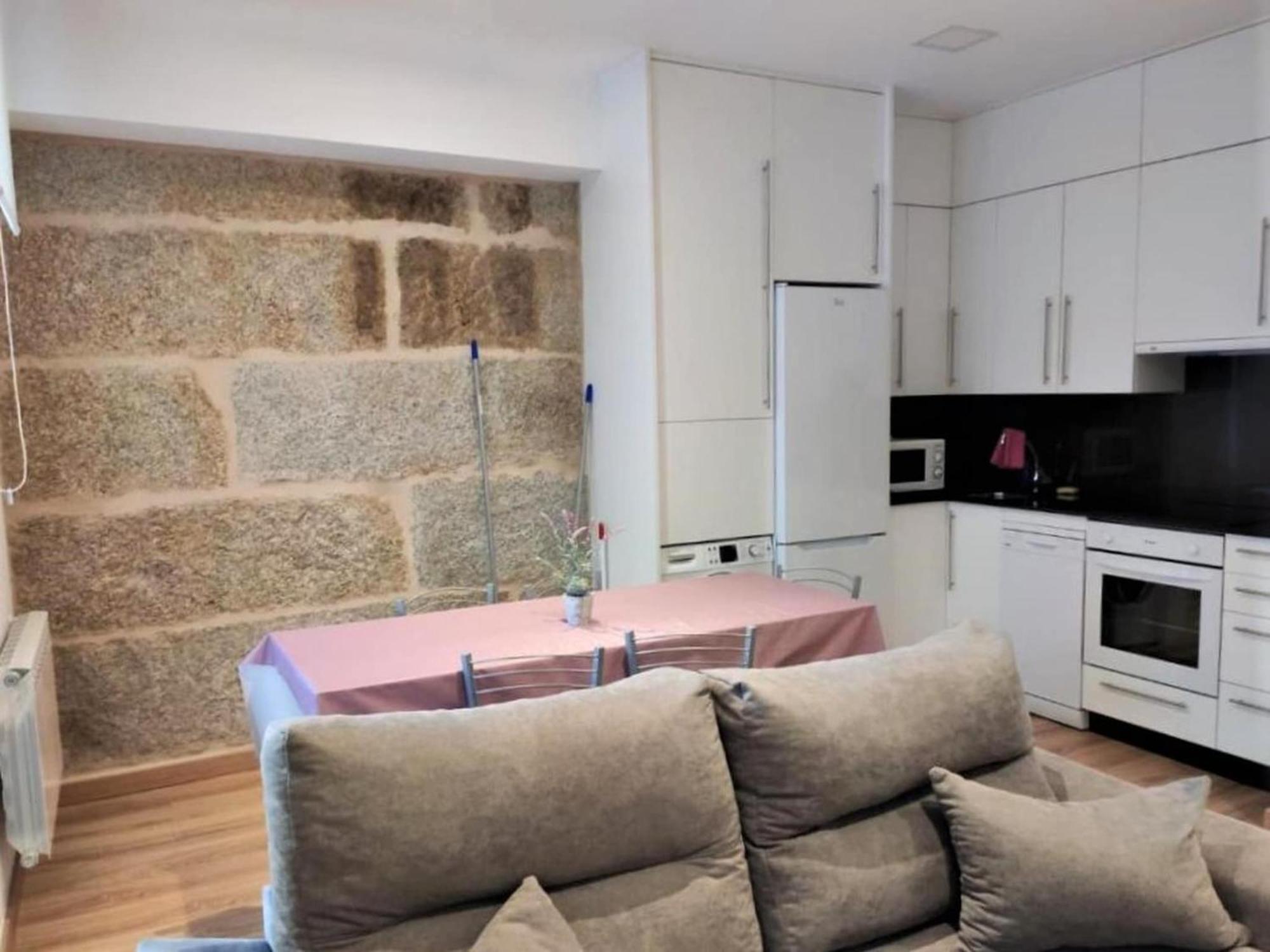 Charming Apartment In Ourense Overlooking The City Exteriör bild